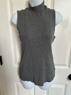 GNW Ribbed Sleeveless Mock Neck Top - Gray